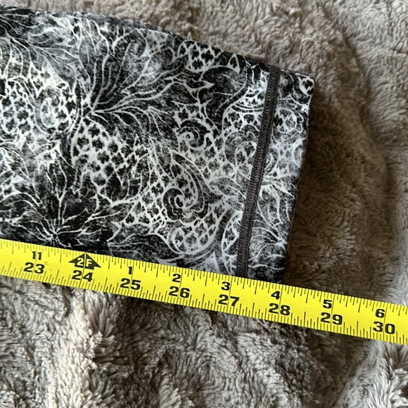 Lululemon Wunder Under Crop Full-on Luxtreme Serigraph Starlight black/m… - Picture 12 of 13